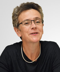 Dr. med. Esther Hilfiker